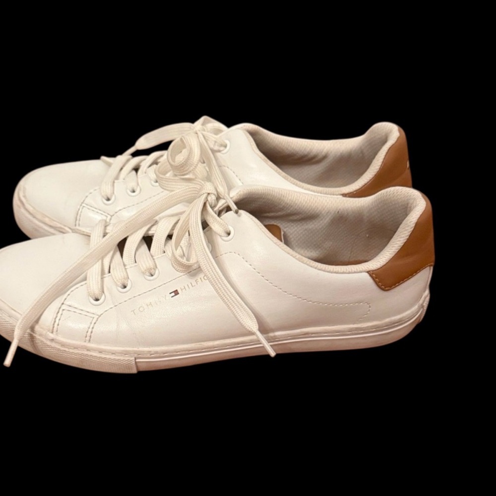 Tommy Hilfiger Women's White and Tan Sneakers | 8M - Picture 6 of 10